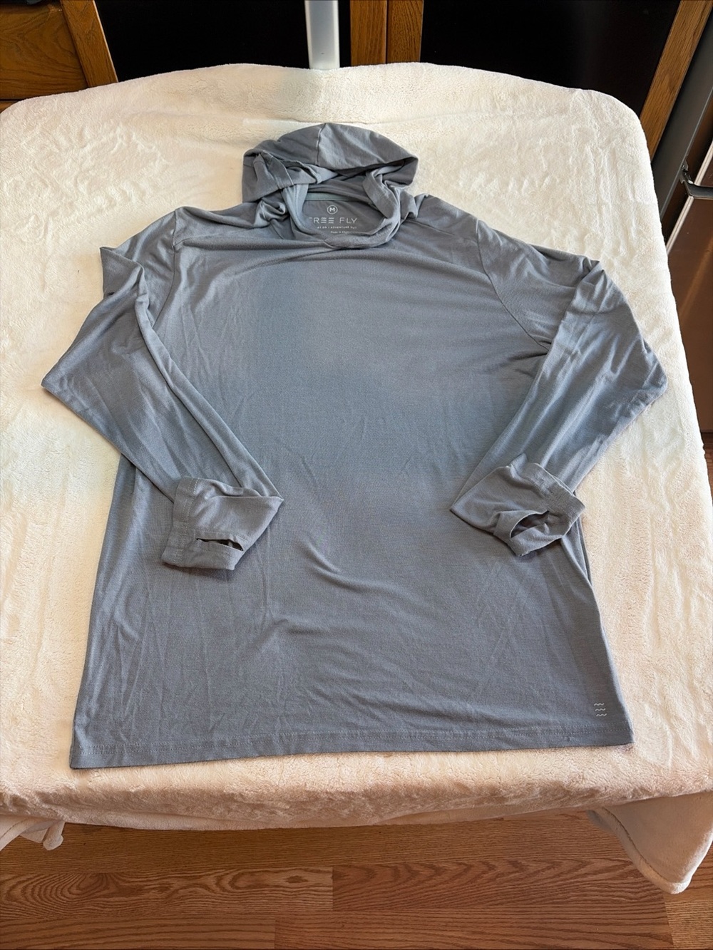 Free Fly Hoodie Mens Sz M Slate Bamboo Lightweight Sun Shirt FF-061621